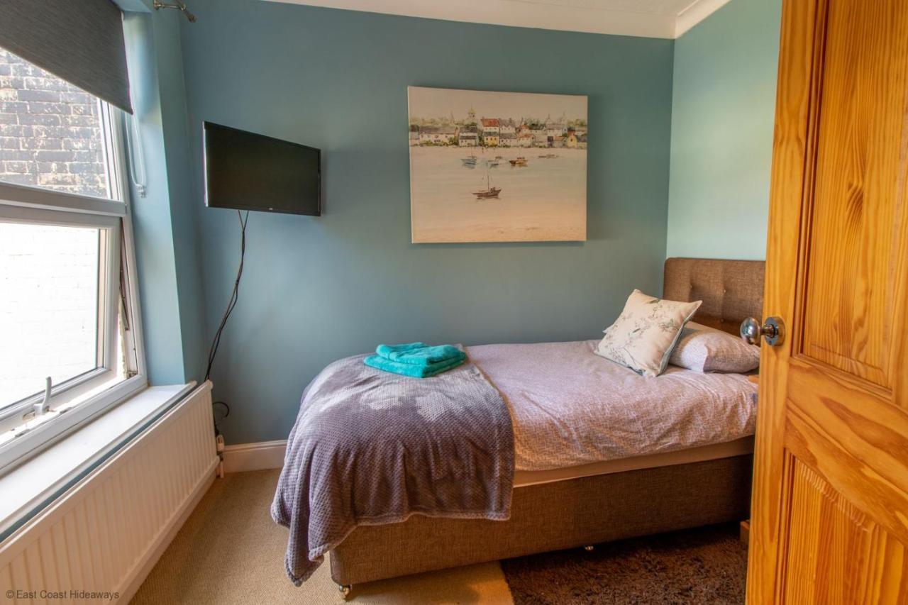 Modern Coastal Home Sleeping 5 - 2 Minute Walk To Pakefield Beach, Suffolk Dış mekan fotoğraf